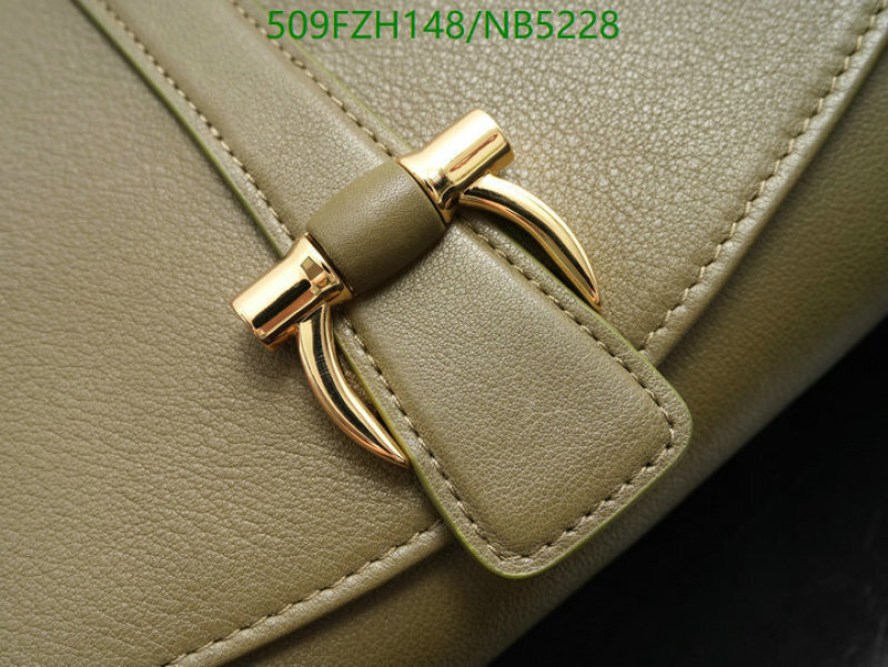 Ferragamo-Bag-Mirror Quality Code: NB5228 $: 509USD