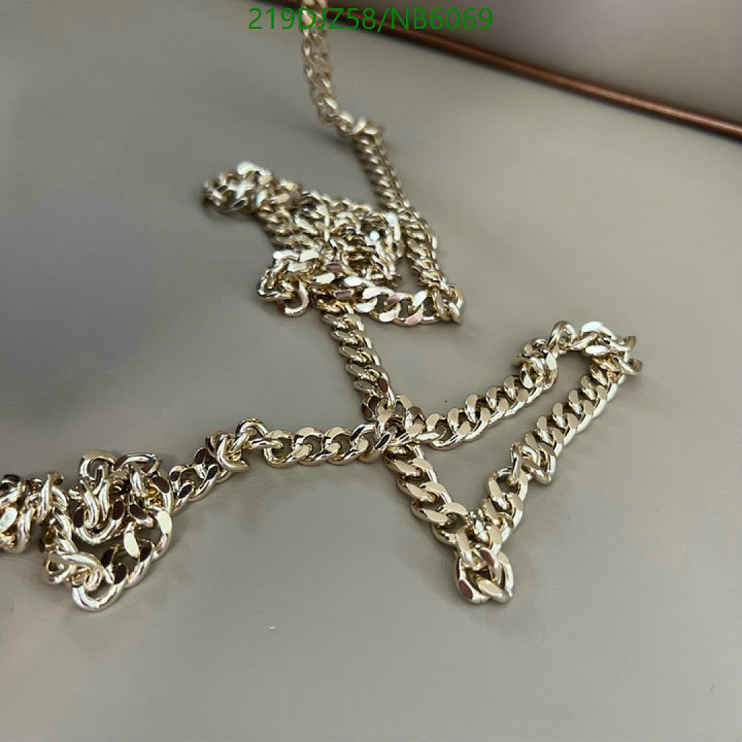 Valentino-Bag-Mirror Quality Code: NB6069 $: 219USD