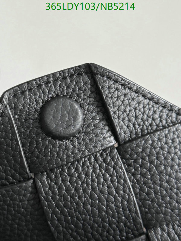 BV-Bag-Mirror Quality Code: NB5214 $: 365USD