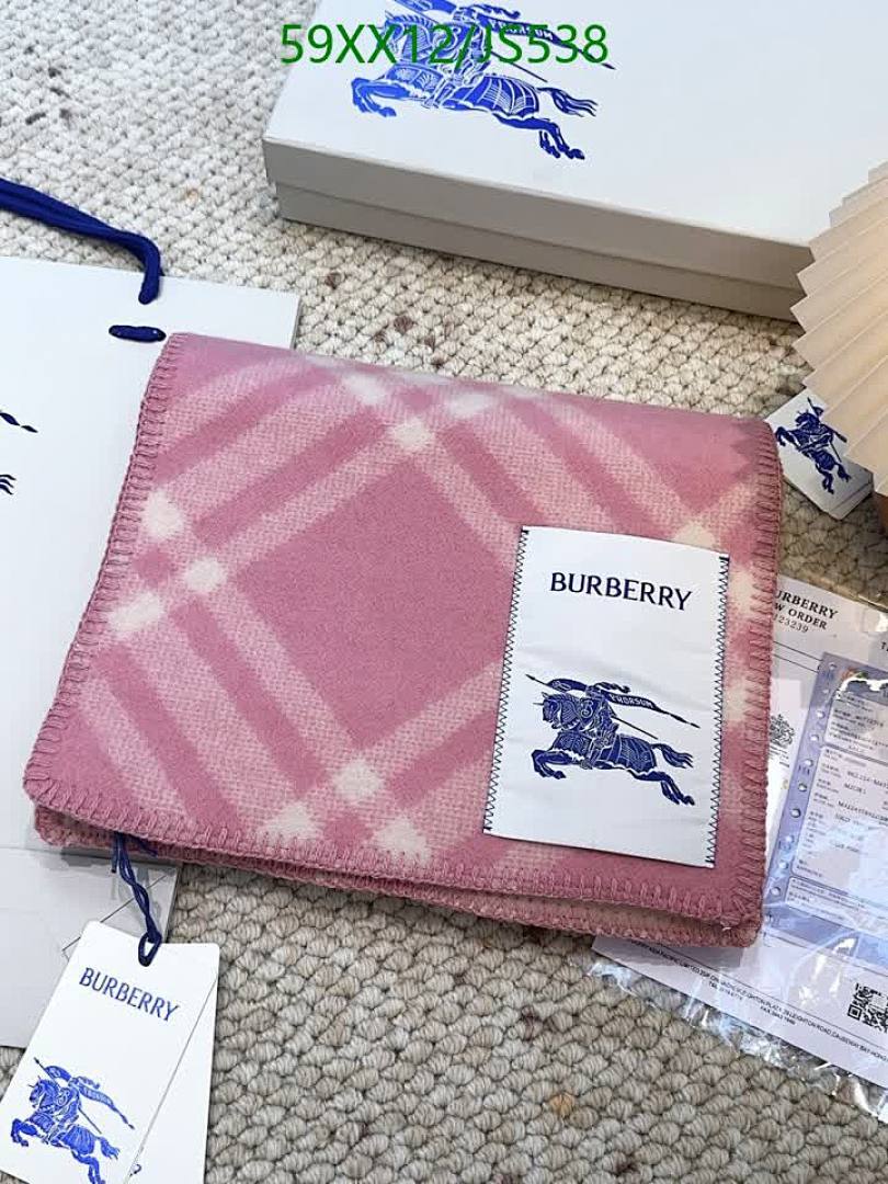 Burberry-Scarf Code: JS538 $: 59USD