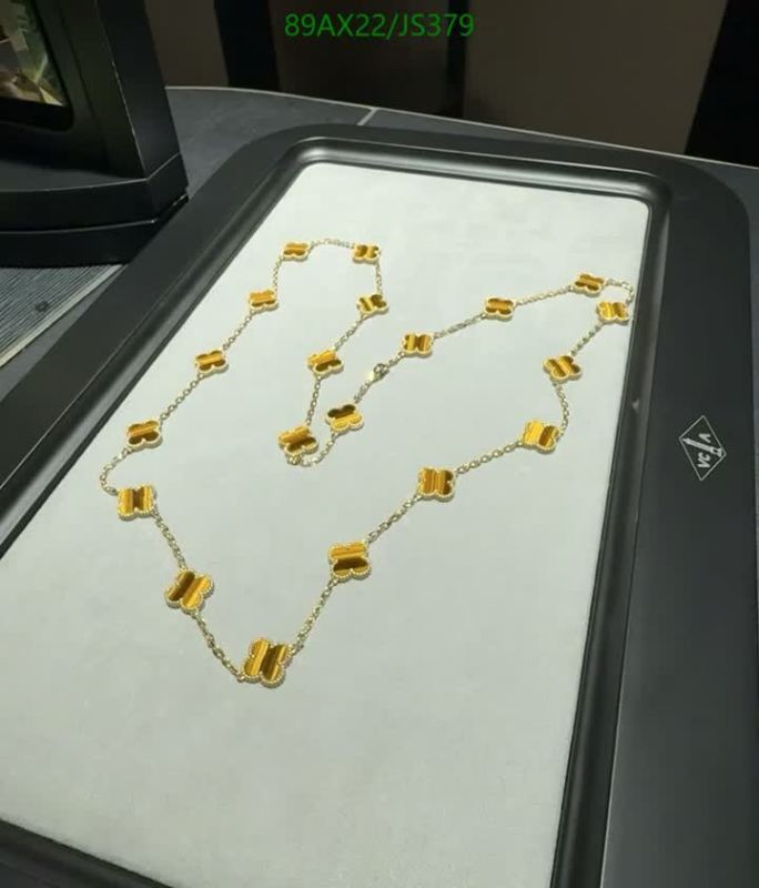 Van Cleef & Arpels-Jewelry Code: JS379 $: 89USD