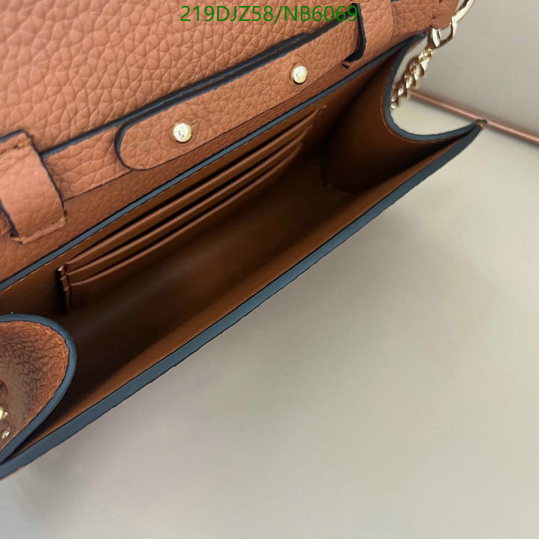 Valentino-Bag-Mirror Quality Code: NB6069 $: 219USD