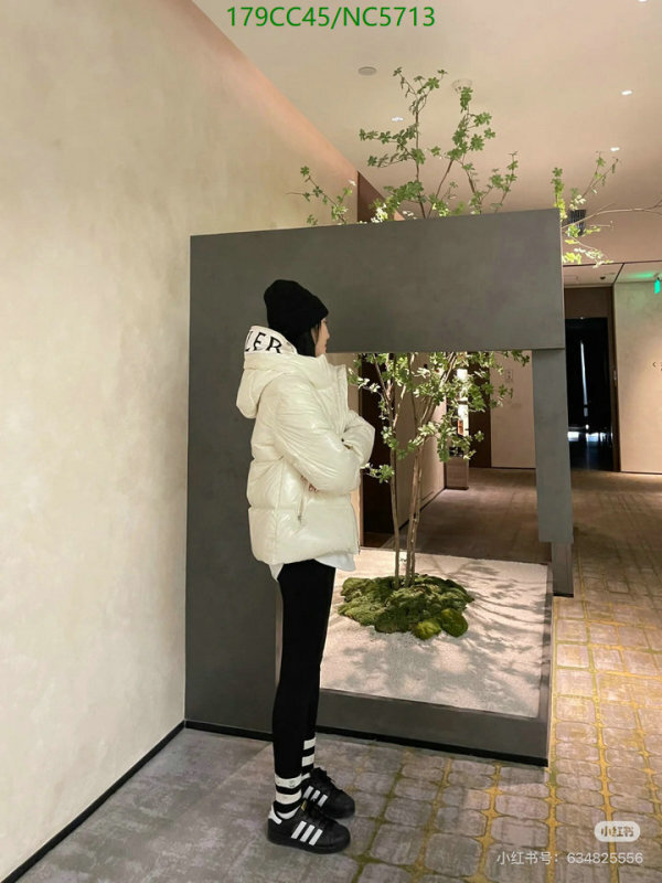 Moncler-Down jacket Women Code: NC5713 $: 179USD