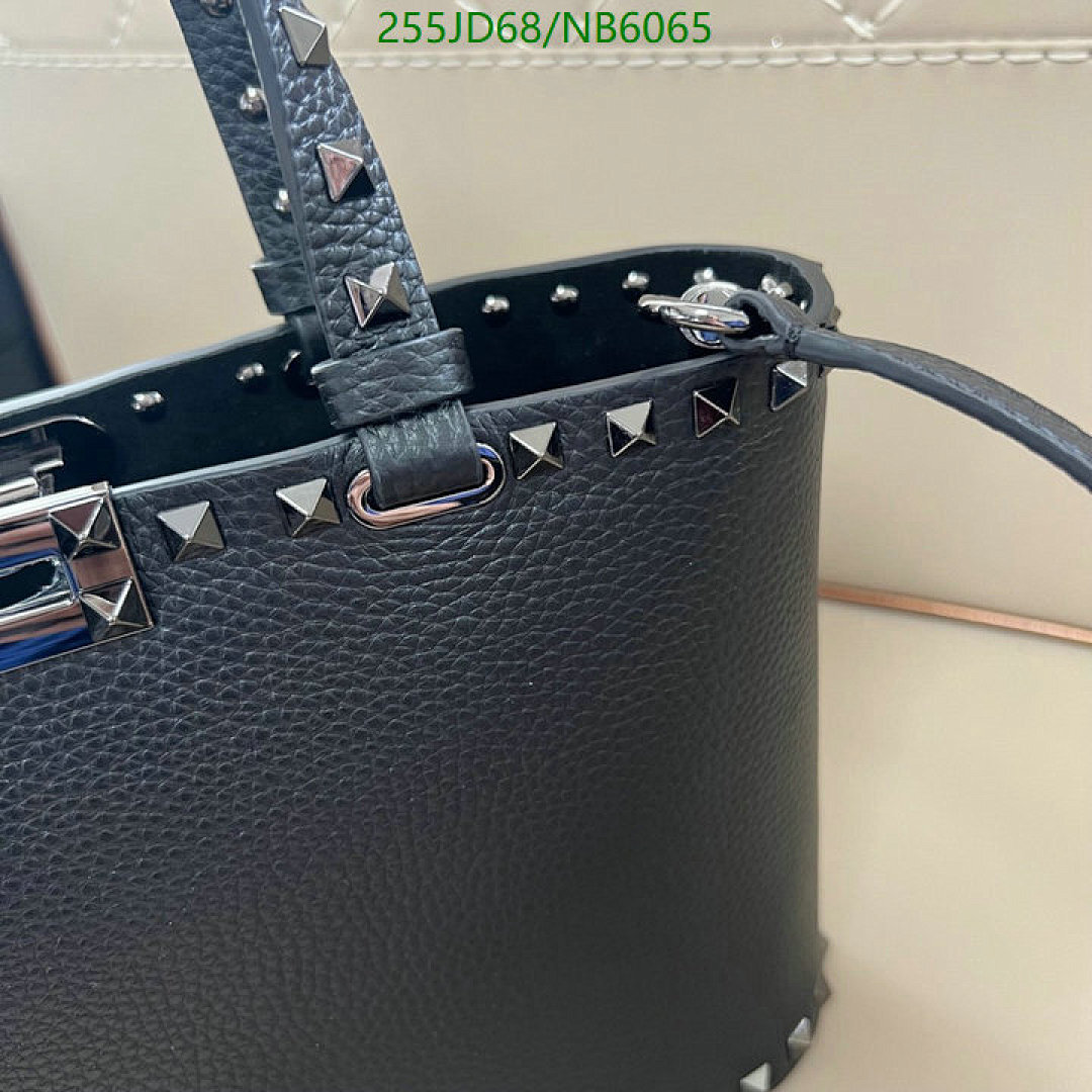 Valentino-Bag-Mirror Quality Code: NB6065 $: 255USD