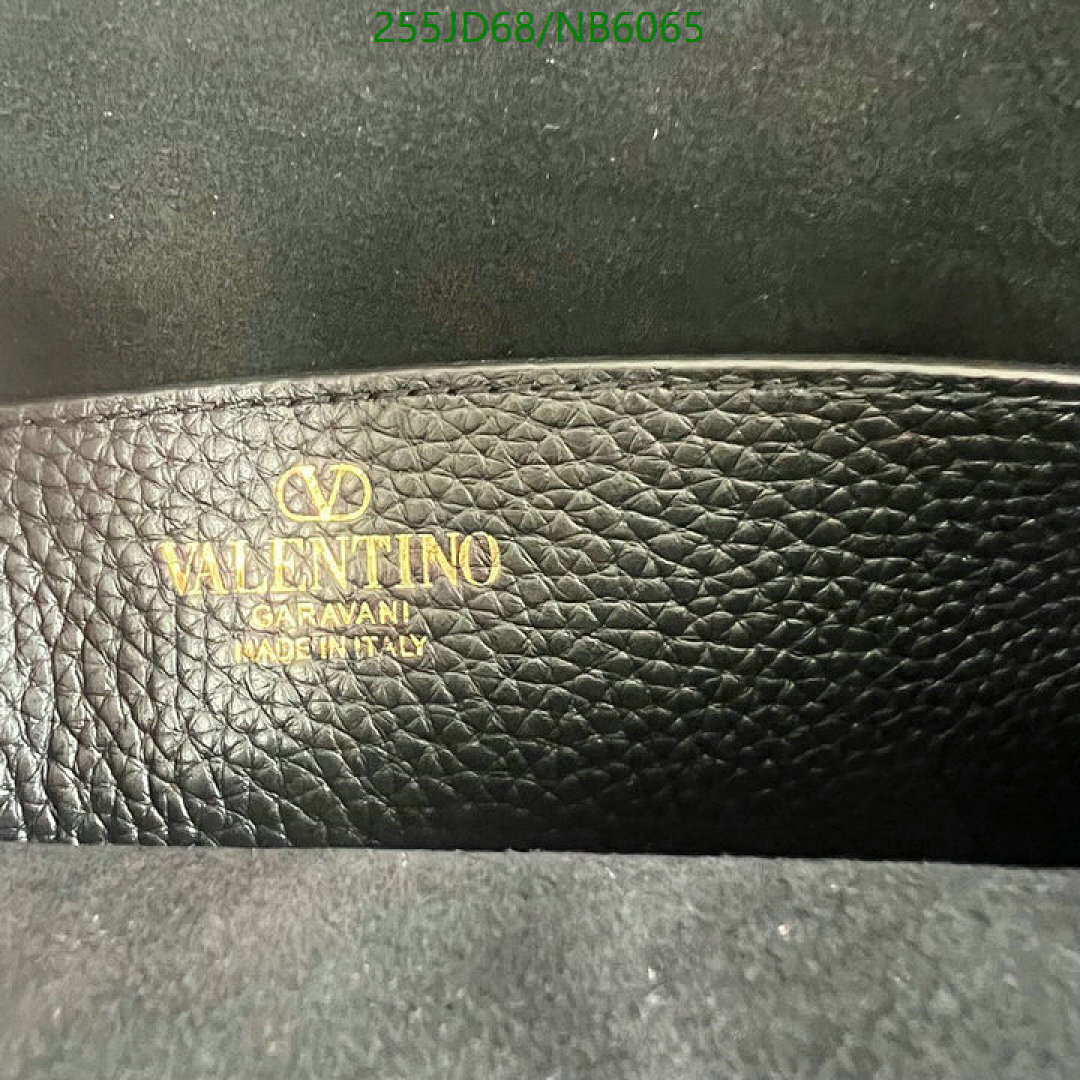 Valentino-Bag-Mirror Quality Code: NB6065 $: 255USD