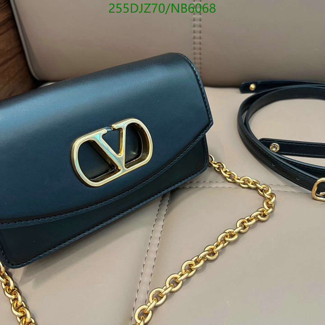 Valentino-Bag-Mirror Quality Code: NB6068 $: 255USD