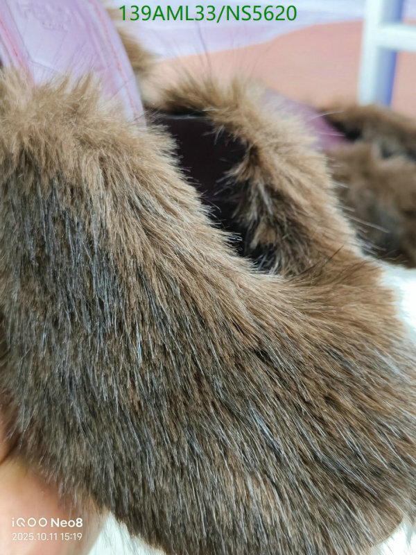 Fendi-Women Shoes Code: NS5620 $: 139USD