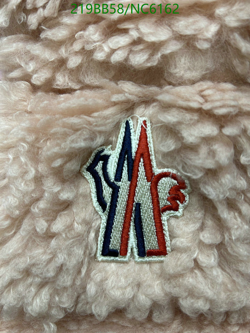 Moncler-Down jacket Women Code: NC6162 $: 219USD