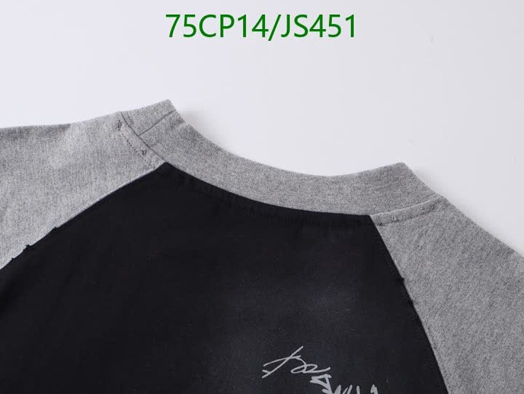 Balenciaga-Clothing Code: JS451 $: 75USD