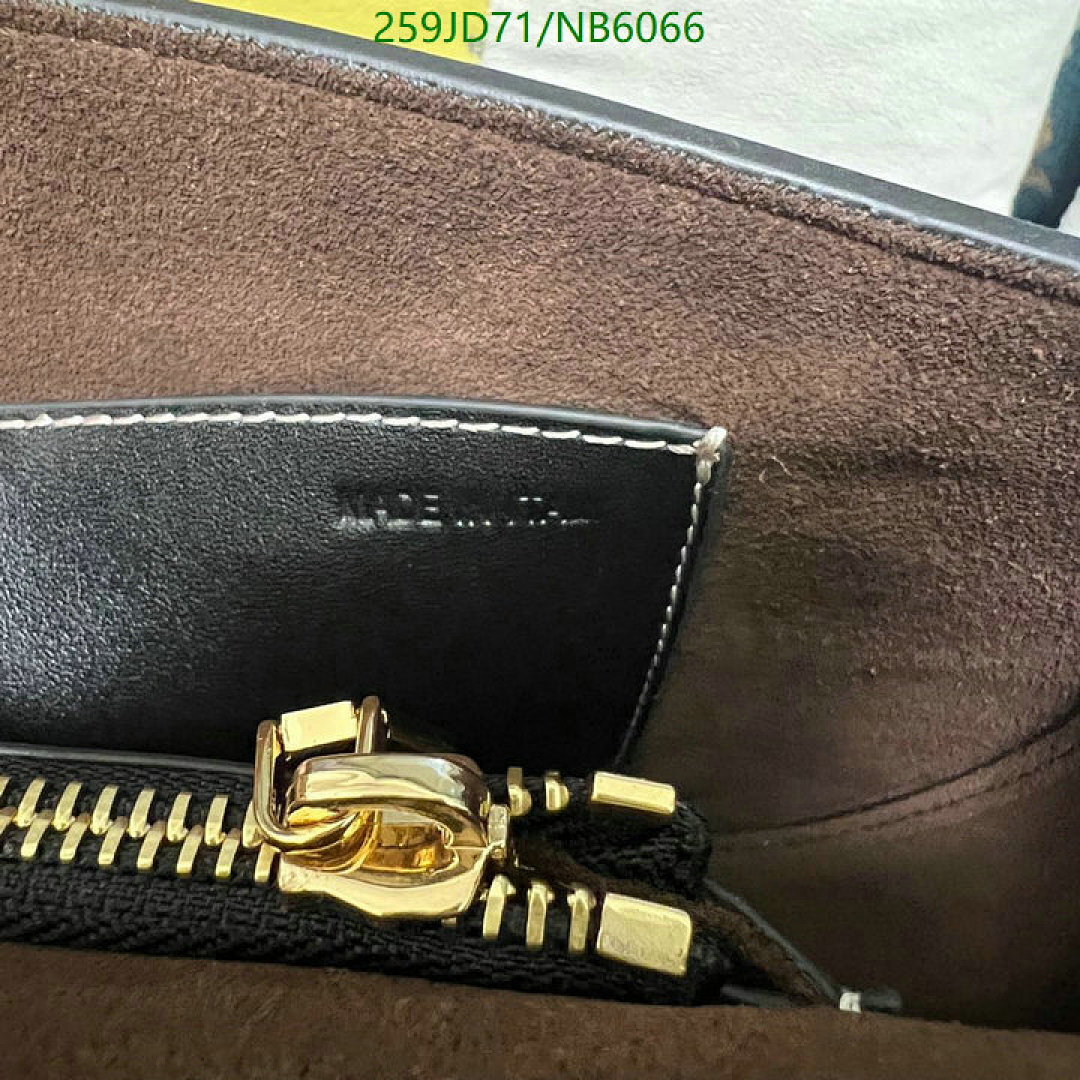 Valentino-Bag-Mirror Quality Code: NB6066 $: 259USD