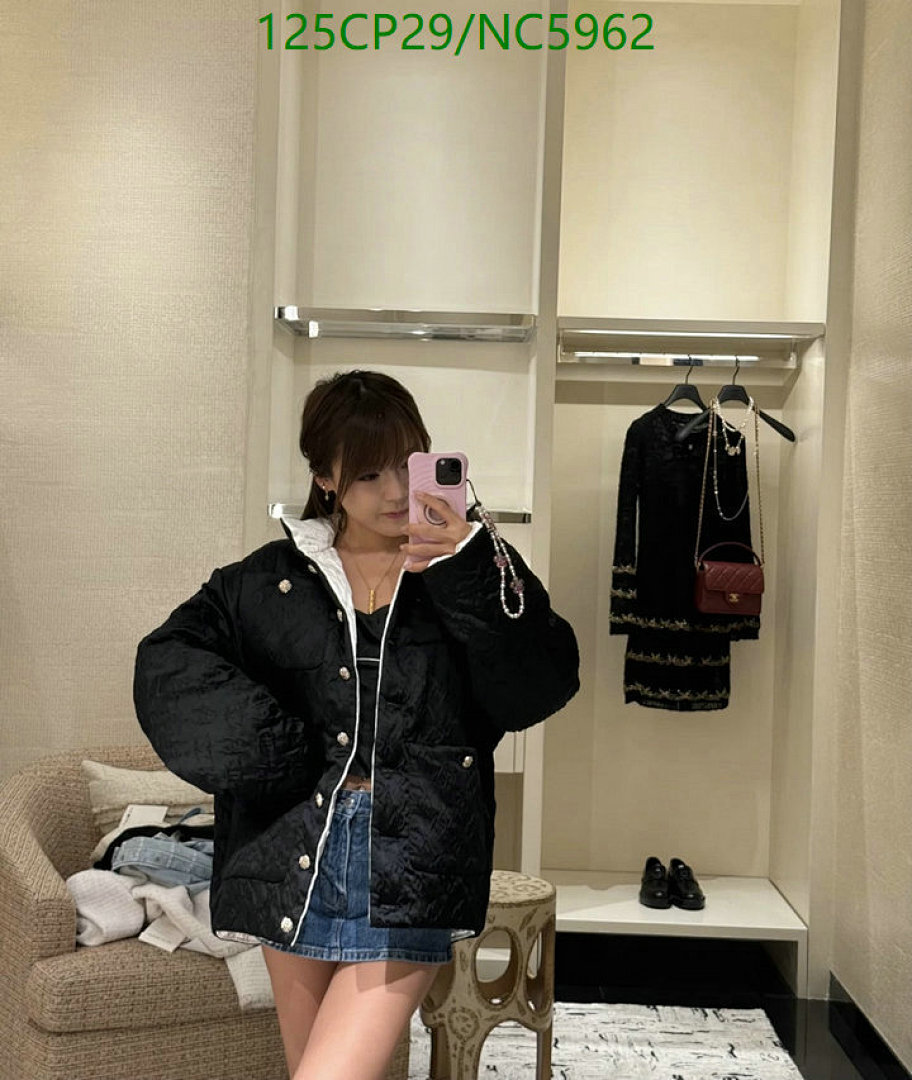 Chanel-Clothing Code: NC5962 $: 125USD