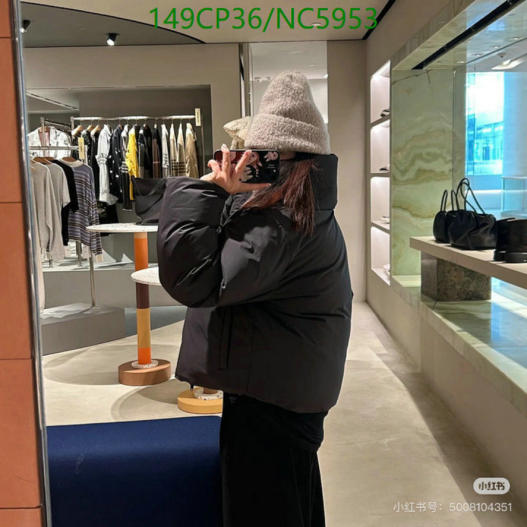 Alexander Wang-Down jacket Women Code: NC5953 $: 149USD