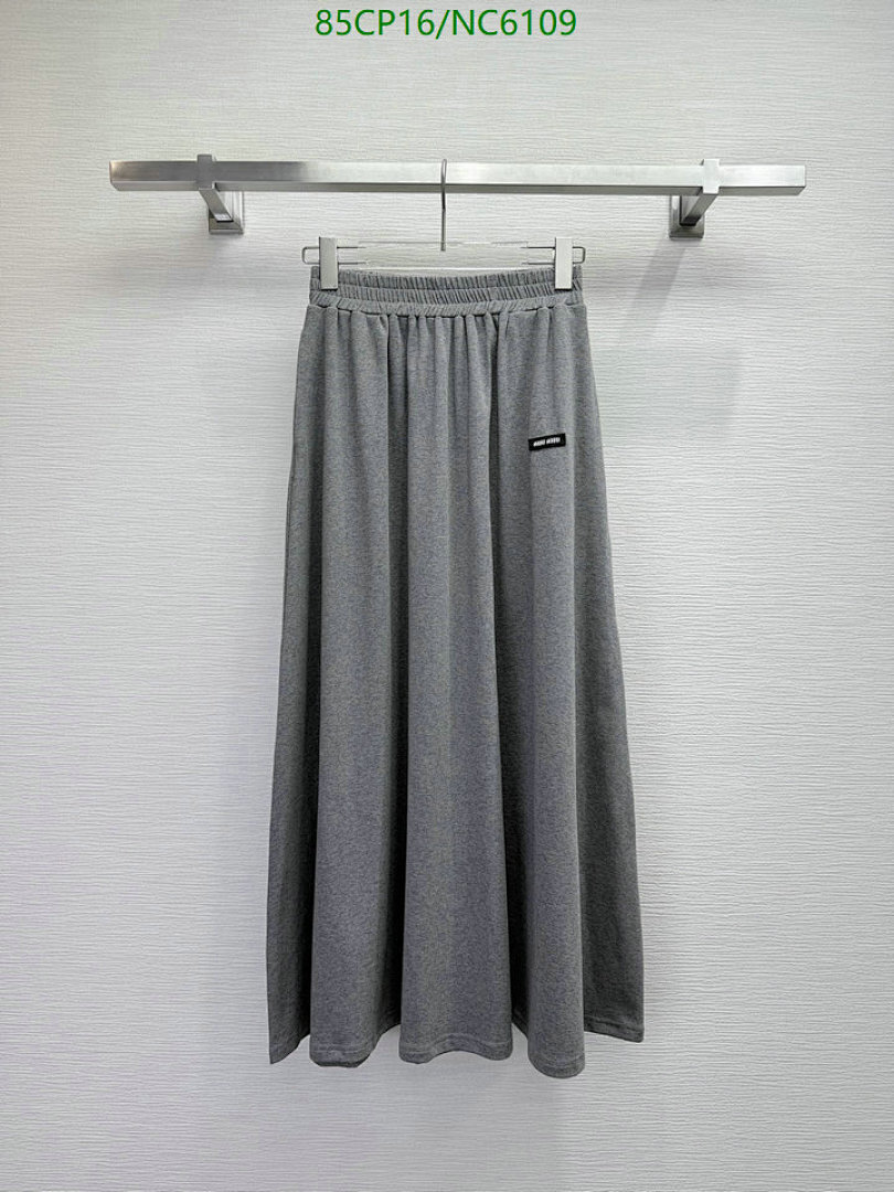 MIUMIU-Clothing Code: NC6109 $: 85USD