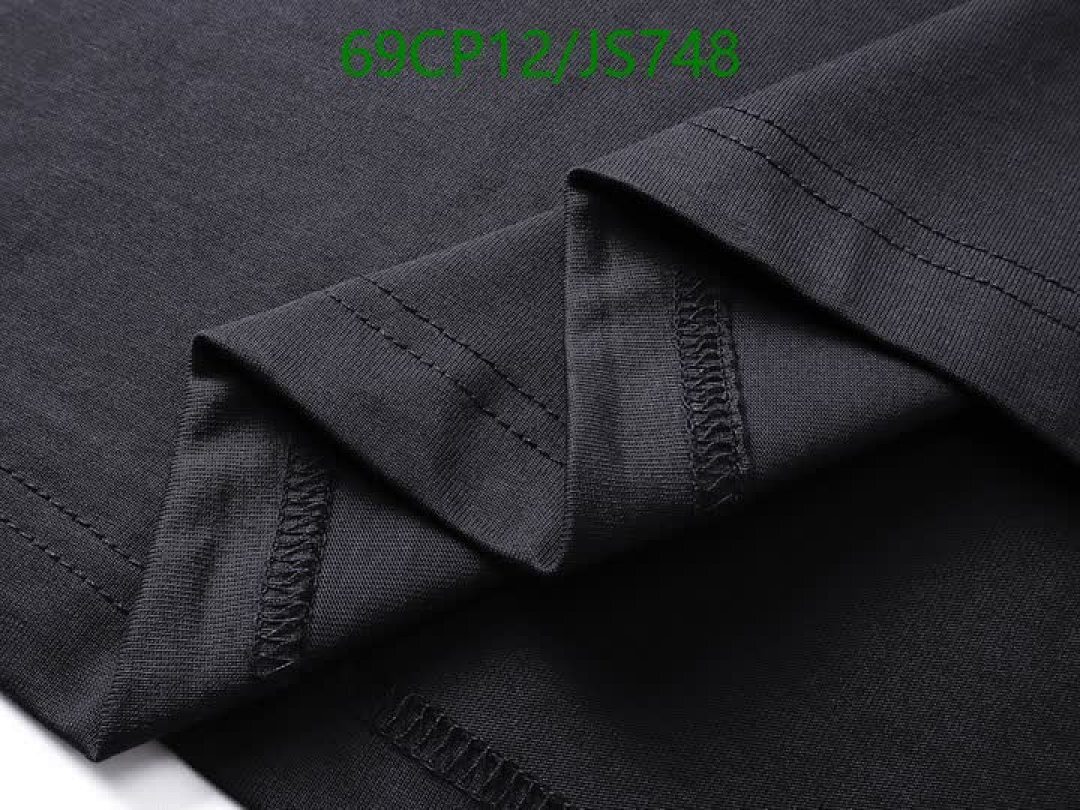 Balenciaga-Clothing Code: JS748 $: 69USD