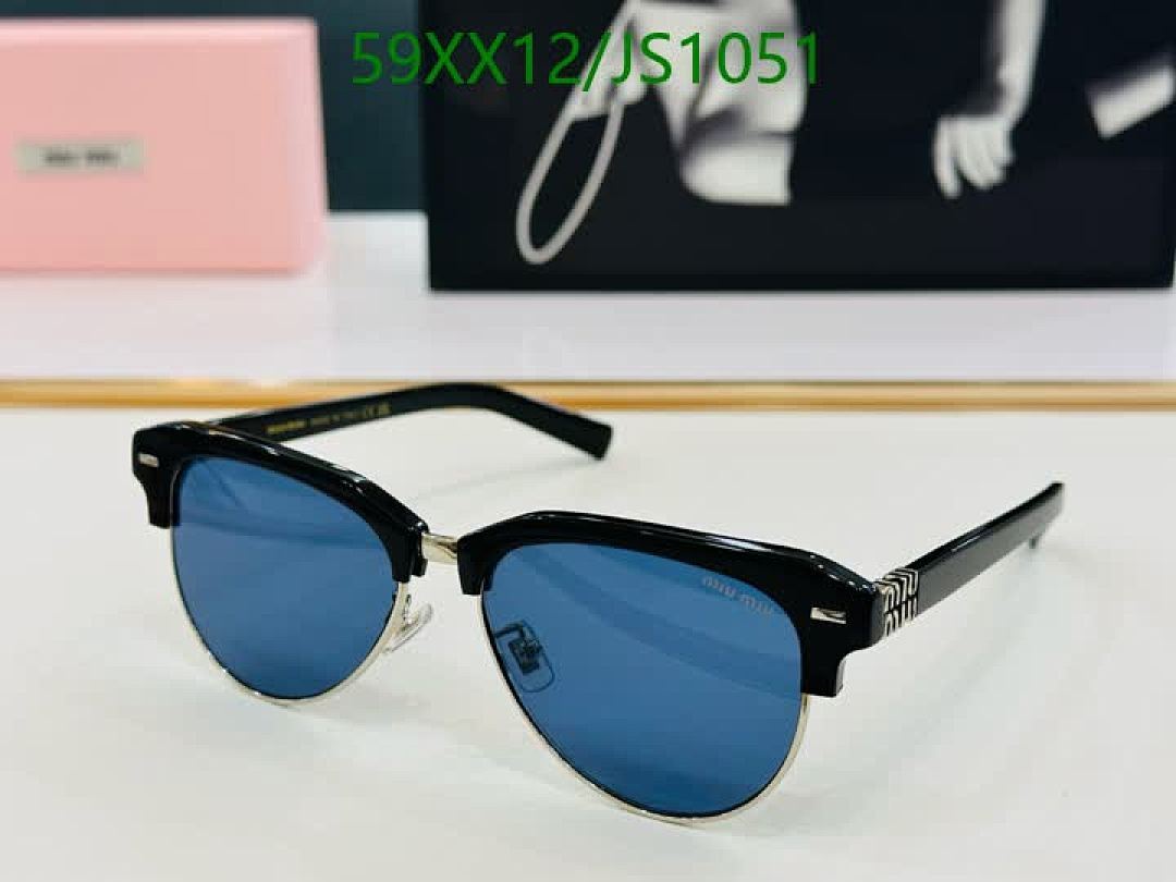MiuMiu-Glasses Code: JS1051 $: 59USD