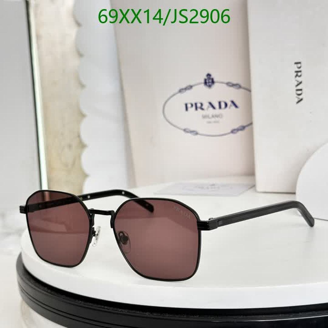 Prada-Glasses Code: JS2906 $: 69USD
