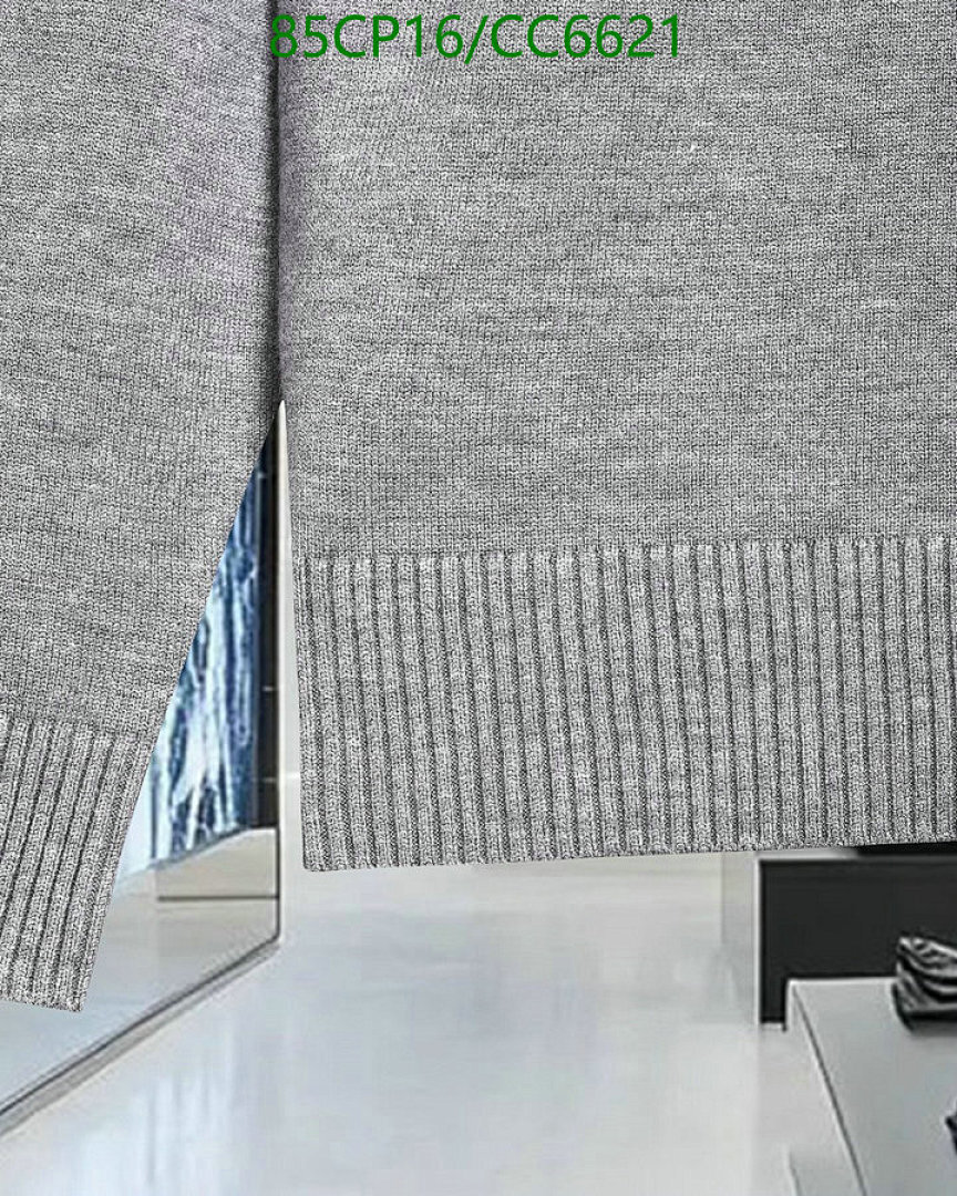 Moncler-Clothing Code: CC6621 $: 85USD