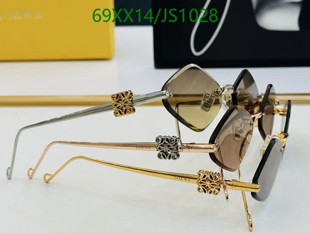 Loewe-Glasses Code: JS1028 $: 69USD