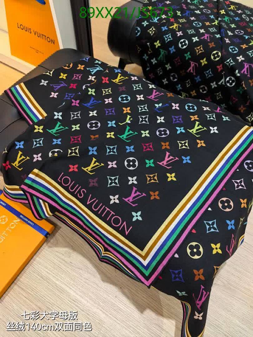 LV-Scarf Code: JS673 $: 89USD