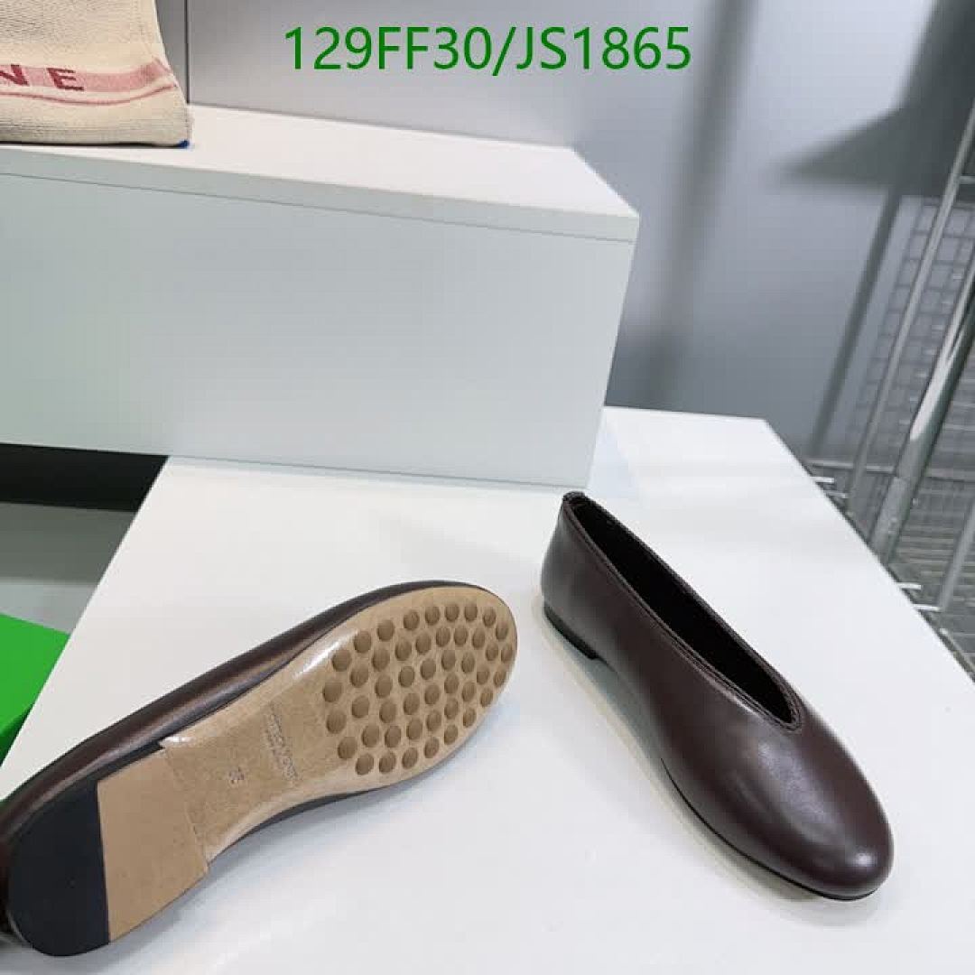 BV-Women Shoes Code: JS1865 $: 129USD