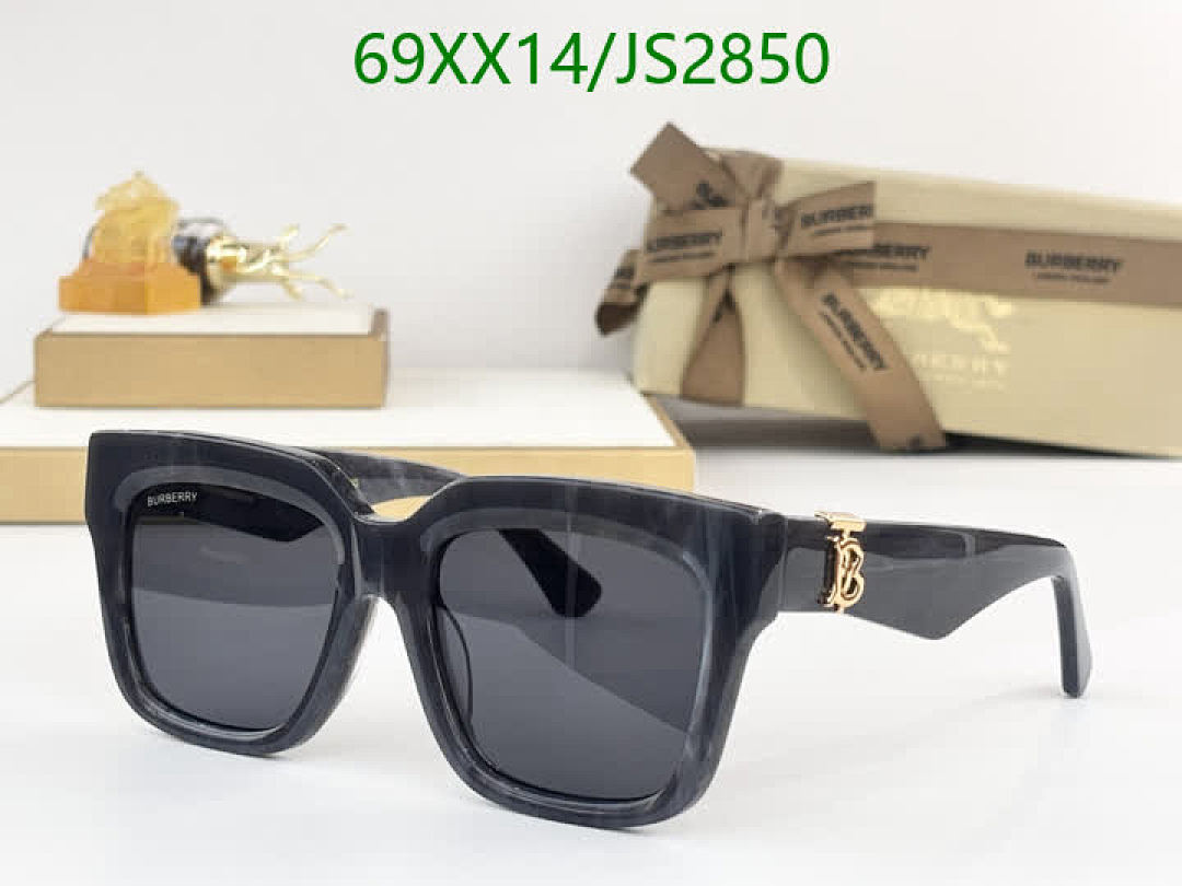 Burberry-Glasses Code: JS2850 $: 69USD