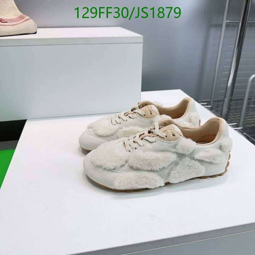 BV-Women Shoes Code: JS1879 $: 129USD