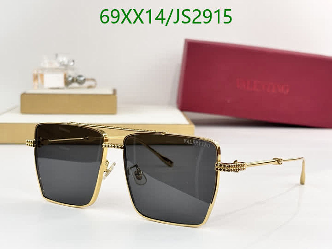 Valentino-Glasses Code: JS2915 $: 69USD