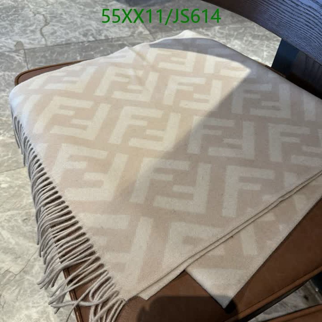 Fendi-Scarf Code: JS614 $: 55USD