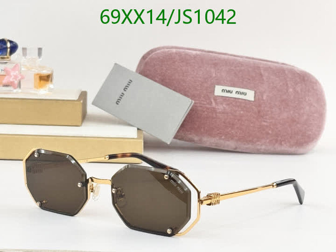 MiuMiu-Glasses Code: JS1042 $: 69USD