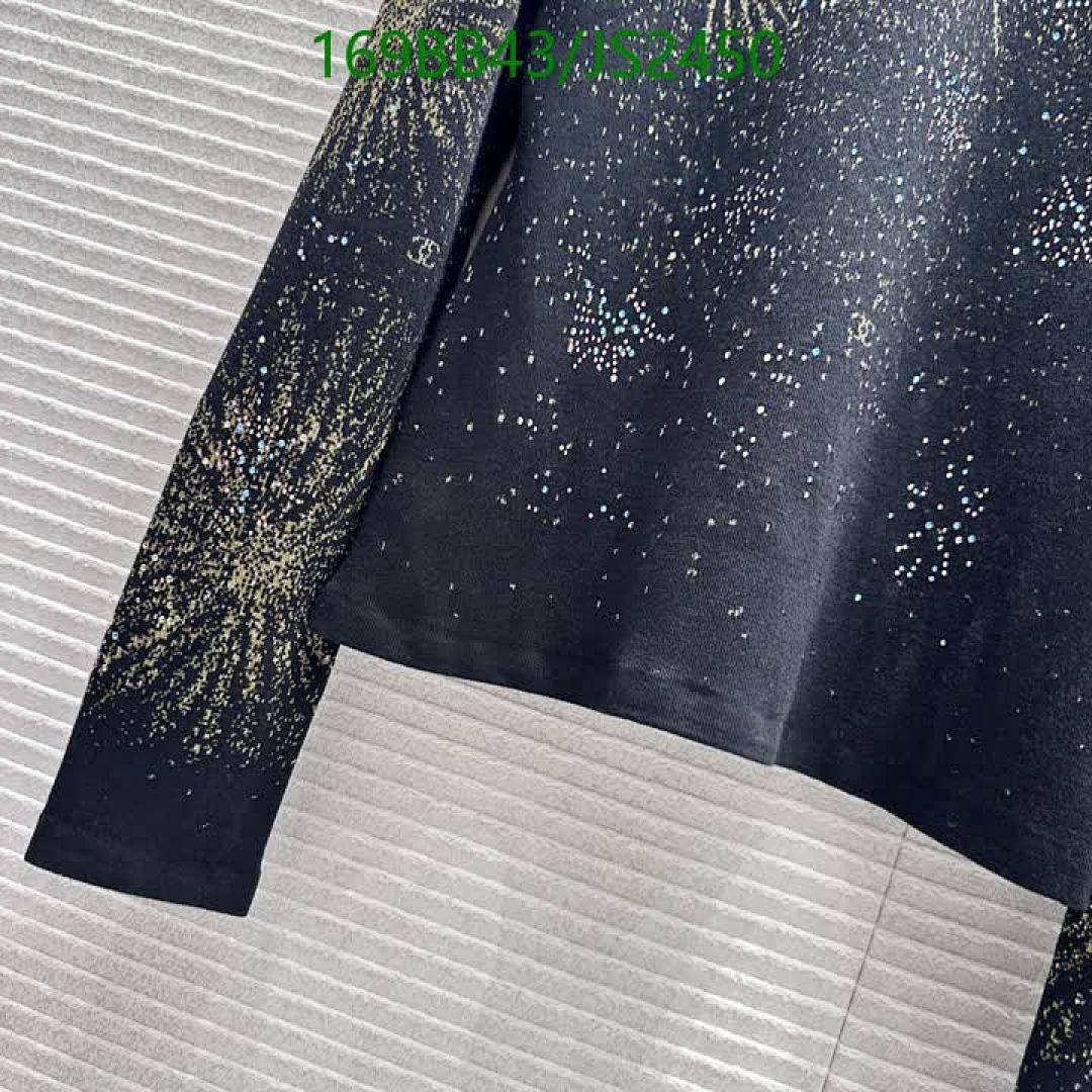 Chanel-Clothing Code: JS2450 $: 169USD
