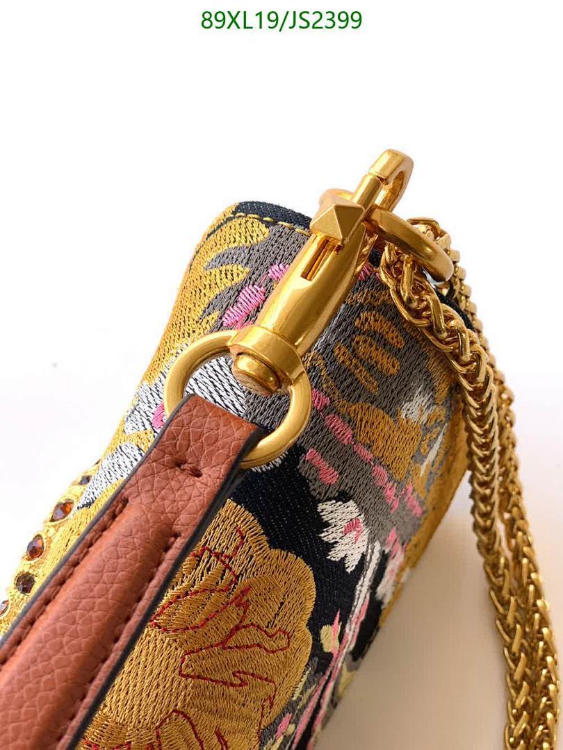 Valentino-Bag-4A Quality Code: JS2399 $: 89USD