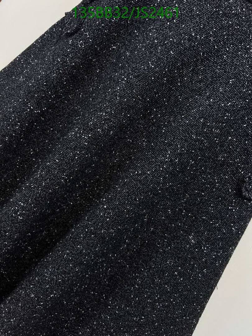 Chanel-Clothing Code: JS2461 $: 135USD