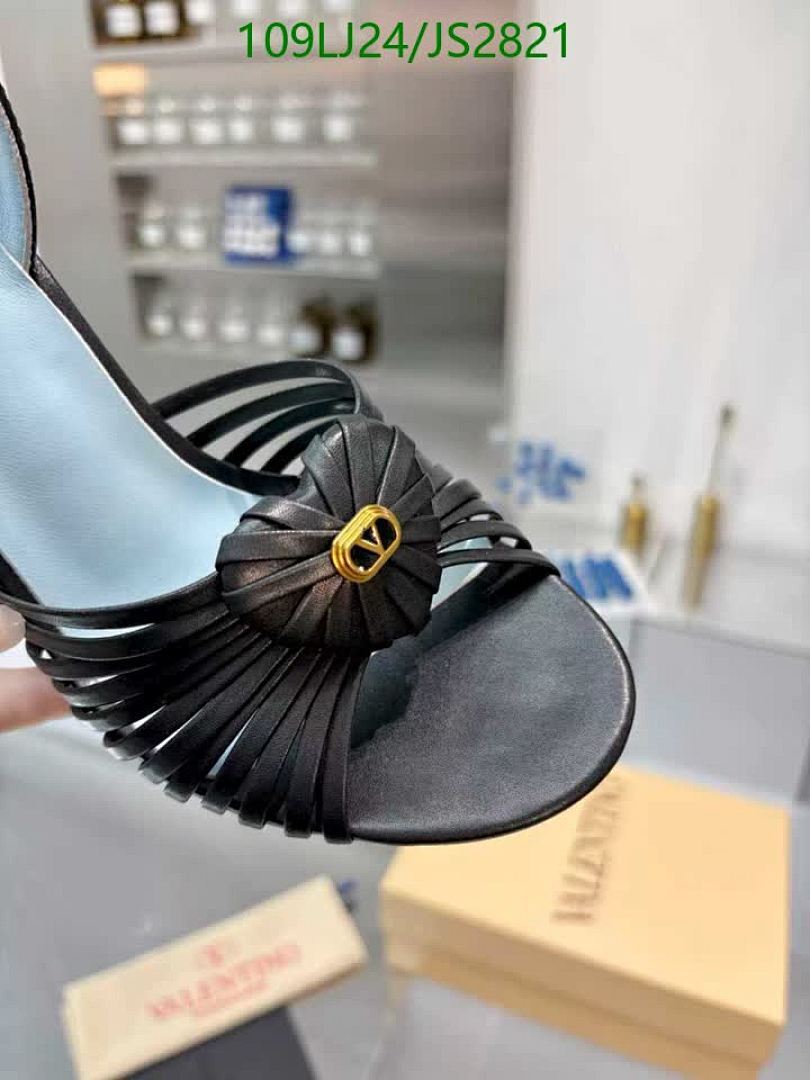 Valentino-Women Shoes Code: JS2821