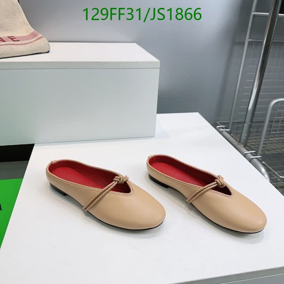 BV-Women Shoes Code: JS1866 $: 129USD