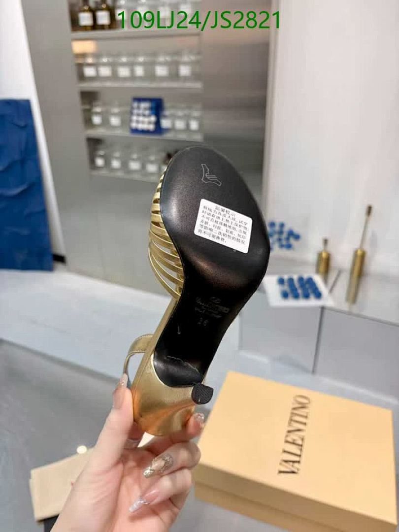 Valentino-Women Shoes Code: JS2821