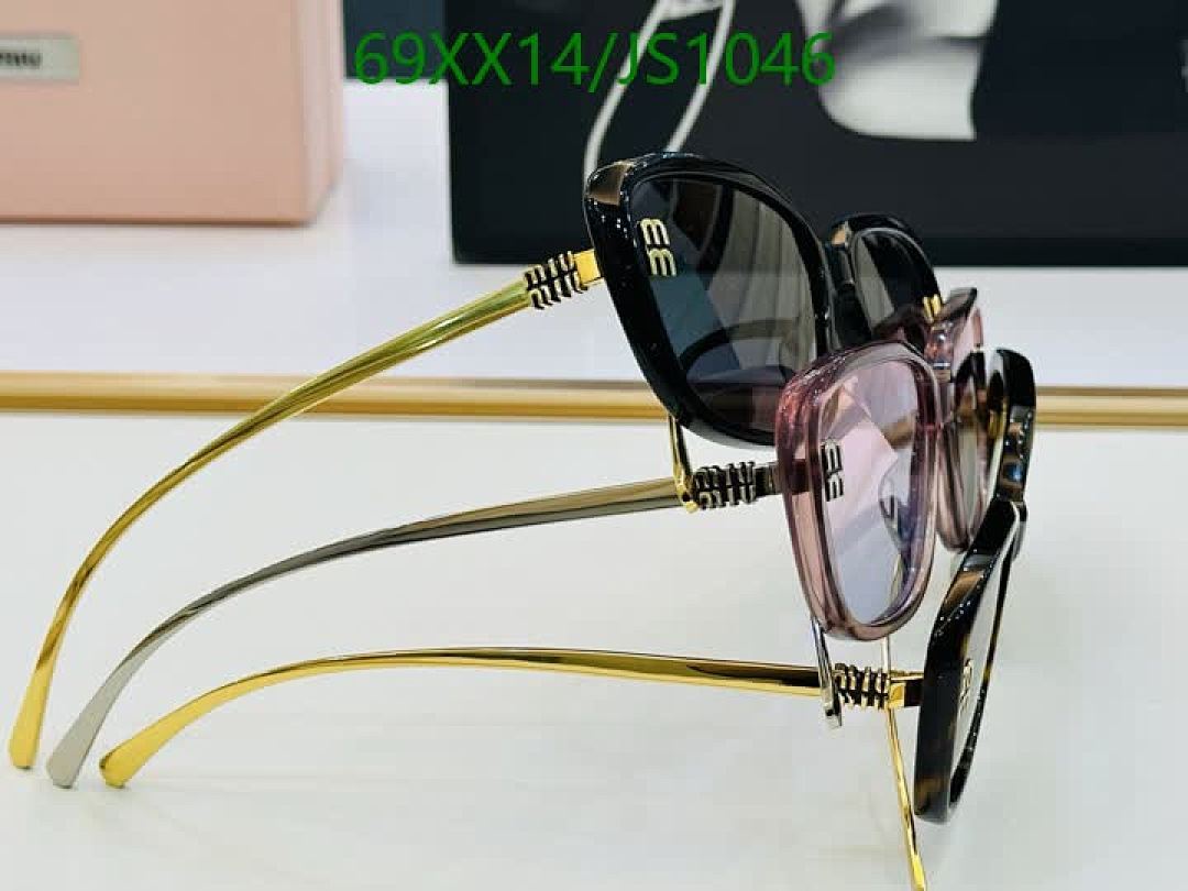 MiuMiu-Glasses Code: JS1046 $: 69USD