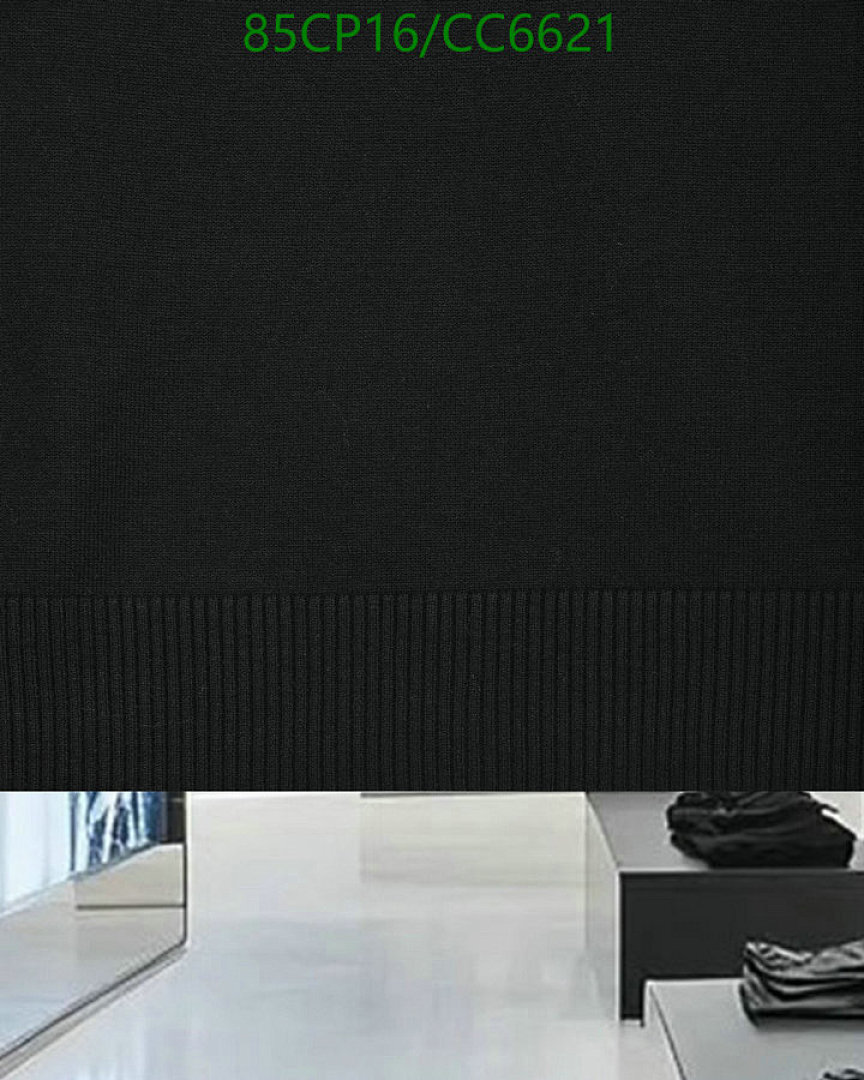 Moncler-Clothing Code: CC6621 $: 85USD