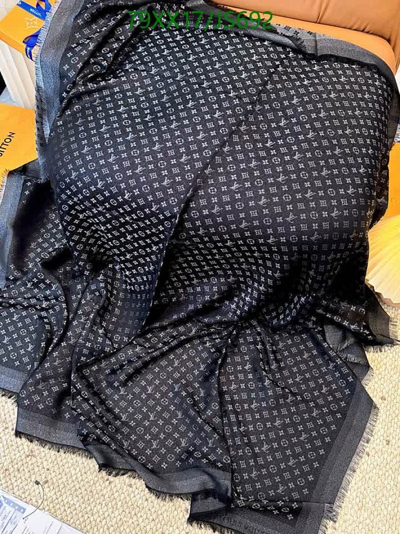 LV-Scarf Code: JS692 $: 79USD