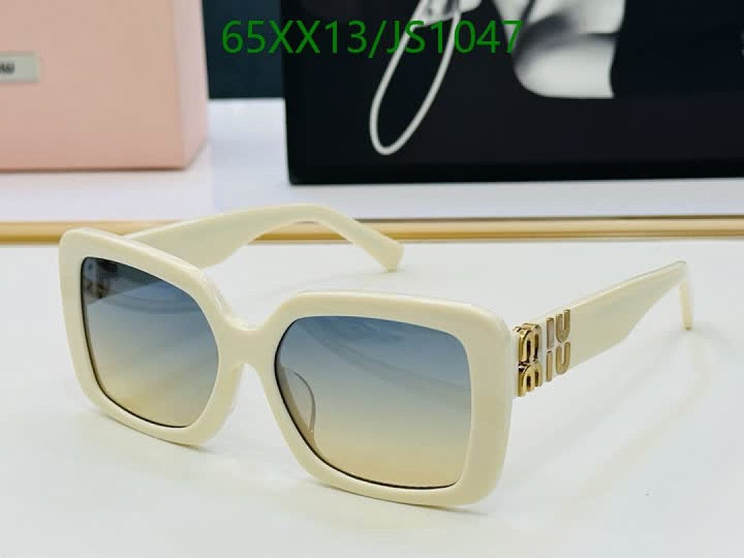 MiuMiu-Glasses Code: JS1047 $: 65USD