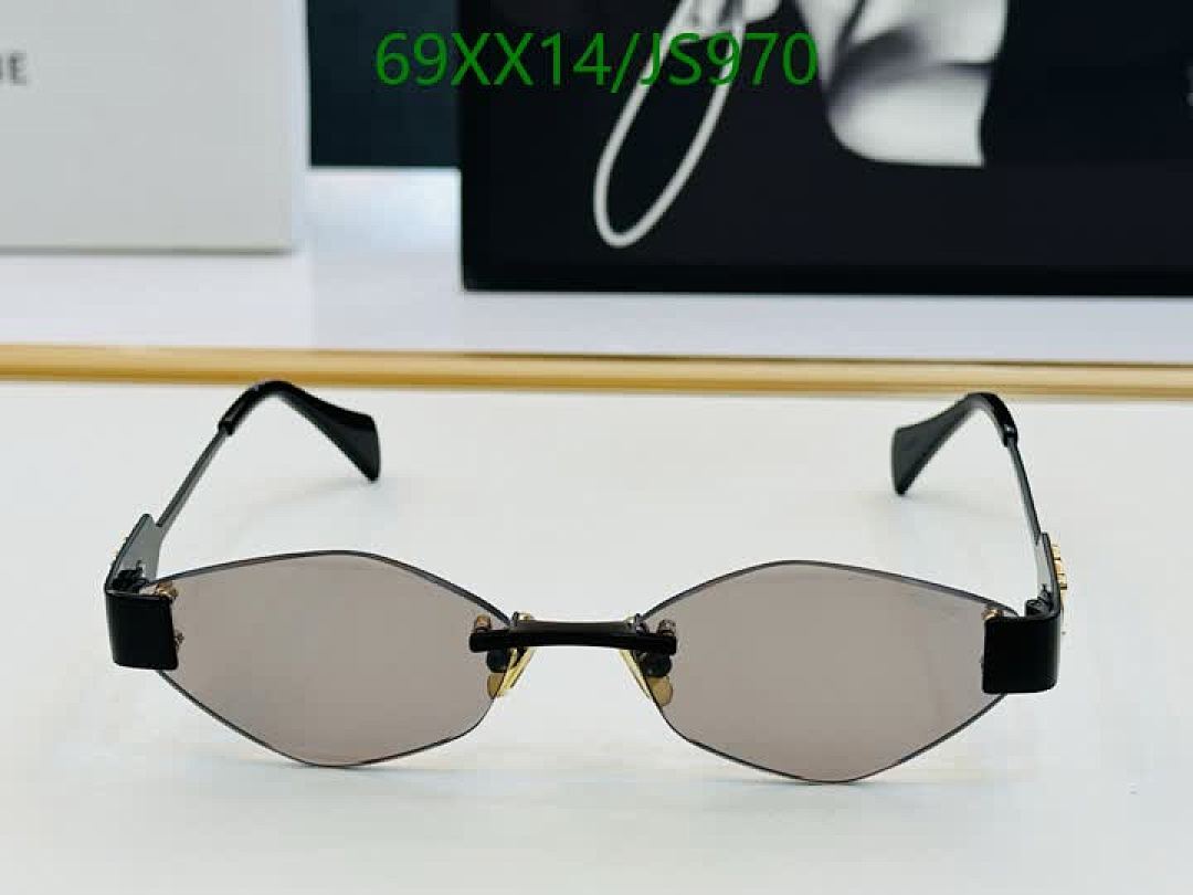 Celine-Glasses Code: JS970 $: 69USD