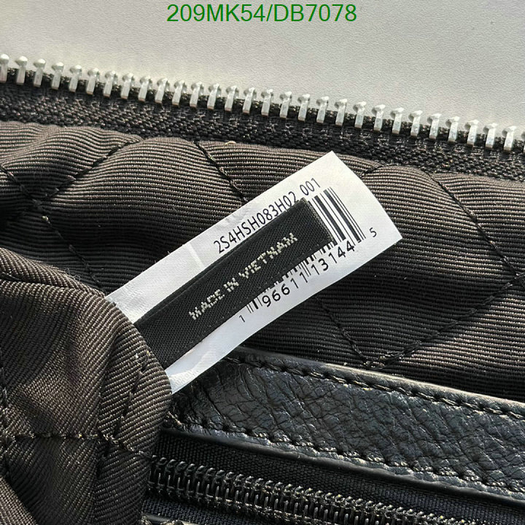 Mrc Jacobs-Bag-Mirror Quality Code: DB7078 $: 209USD