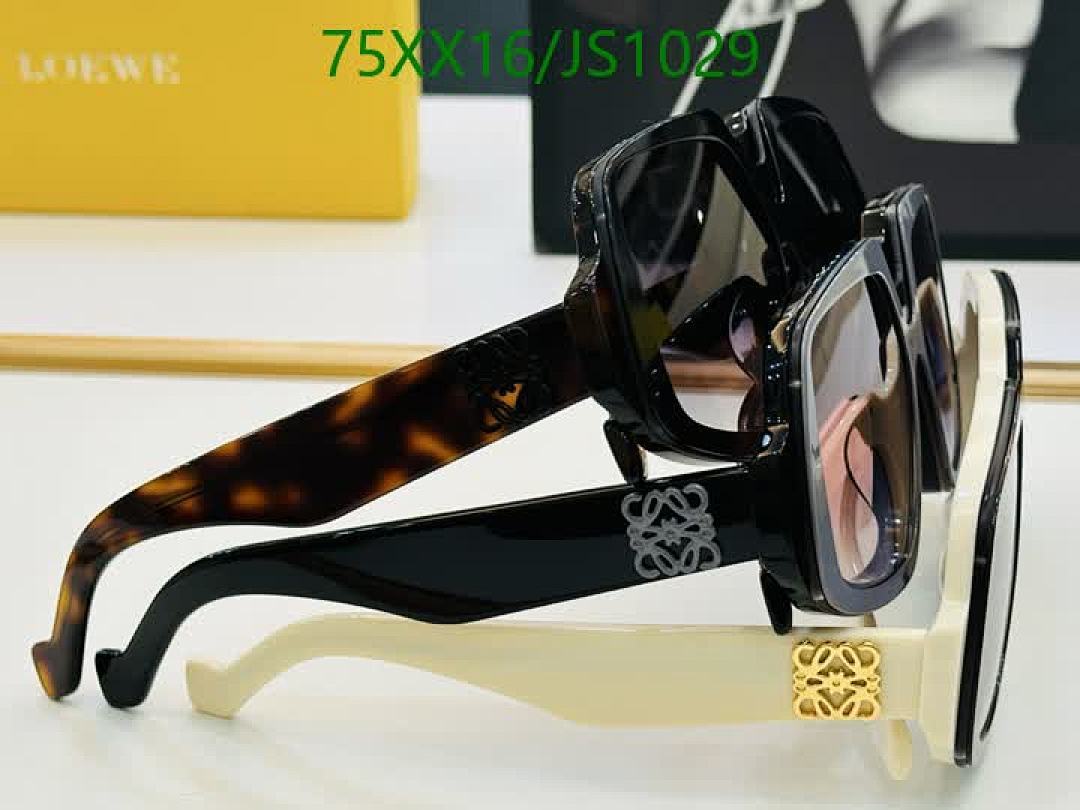 Loewe-Glasses Code: JS1029 $: 75USD