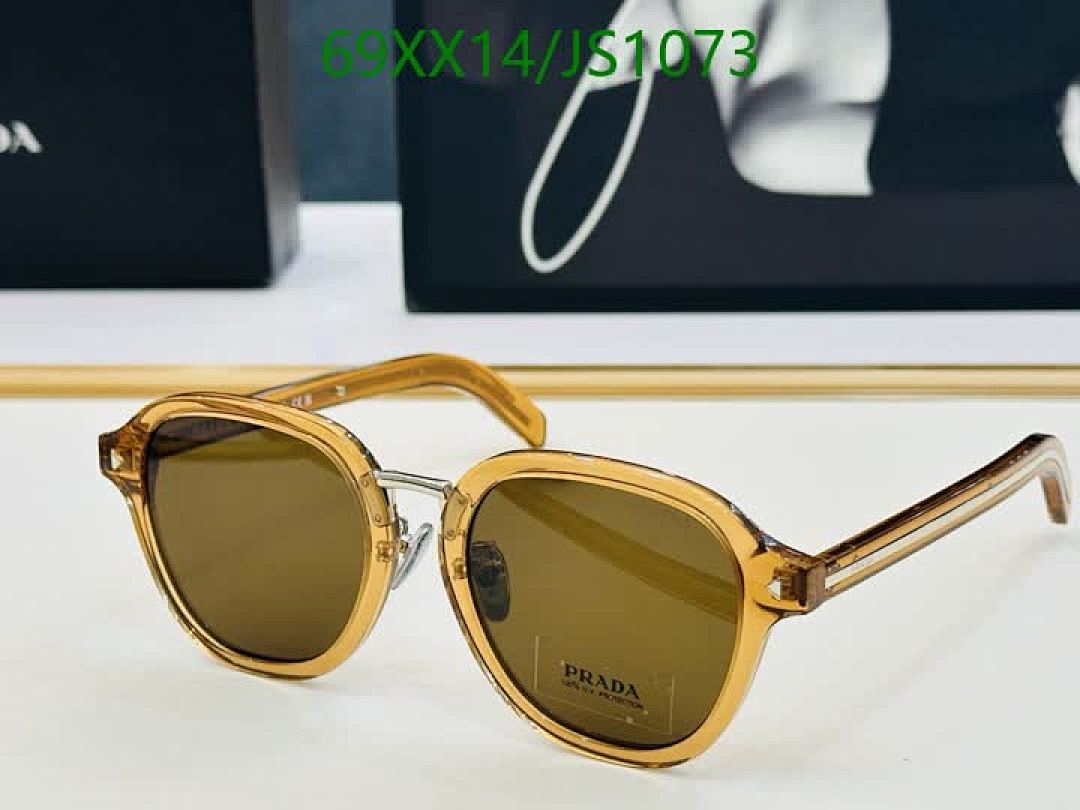 Prada-Glasses Code: JS1073 $: 69USD