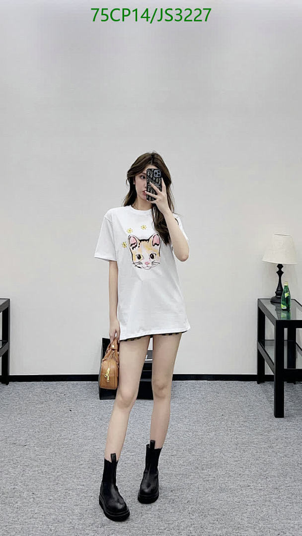 Gucci-Clothing Code: JS3227 $: 75USD