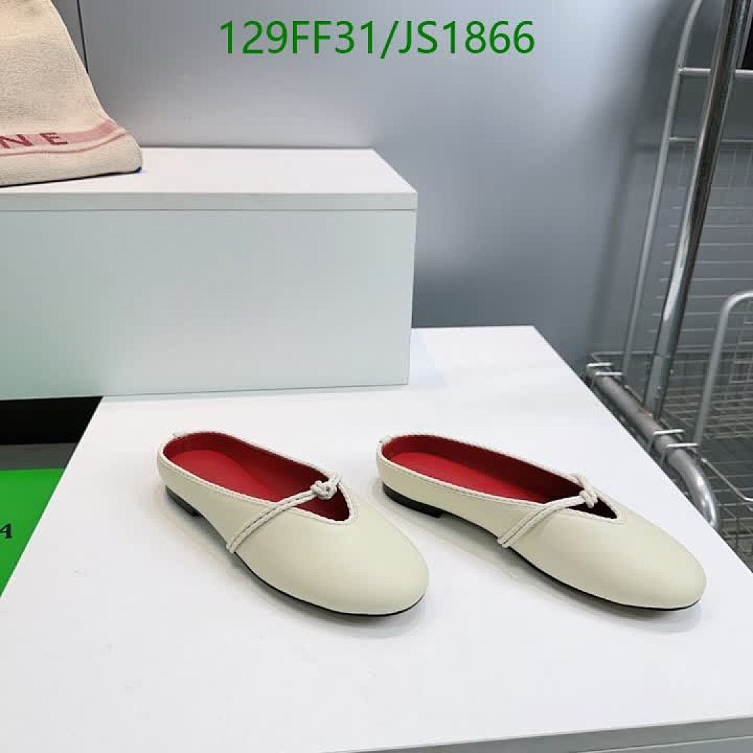 BV-Women Shoes Code: JS1866 $: 129USD