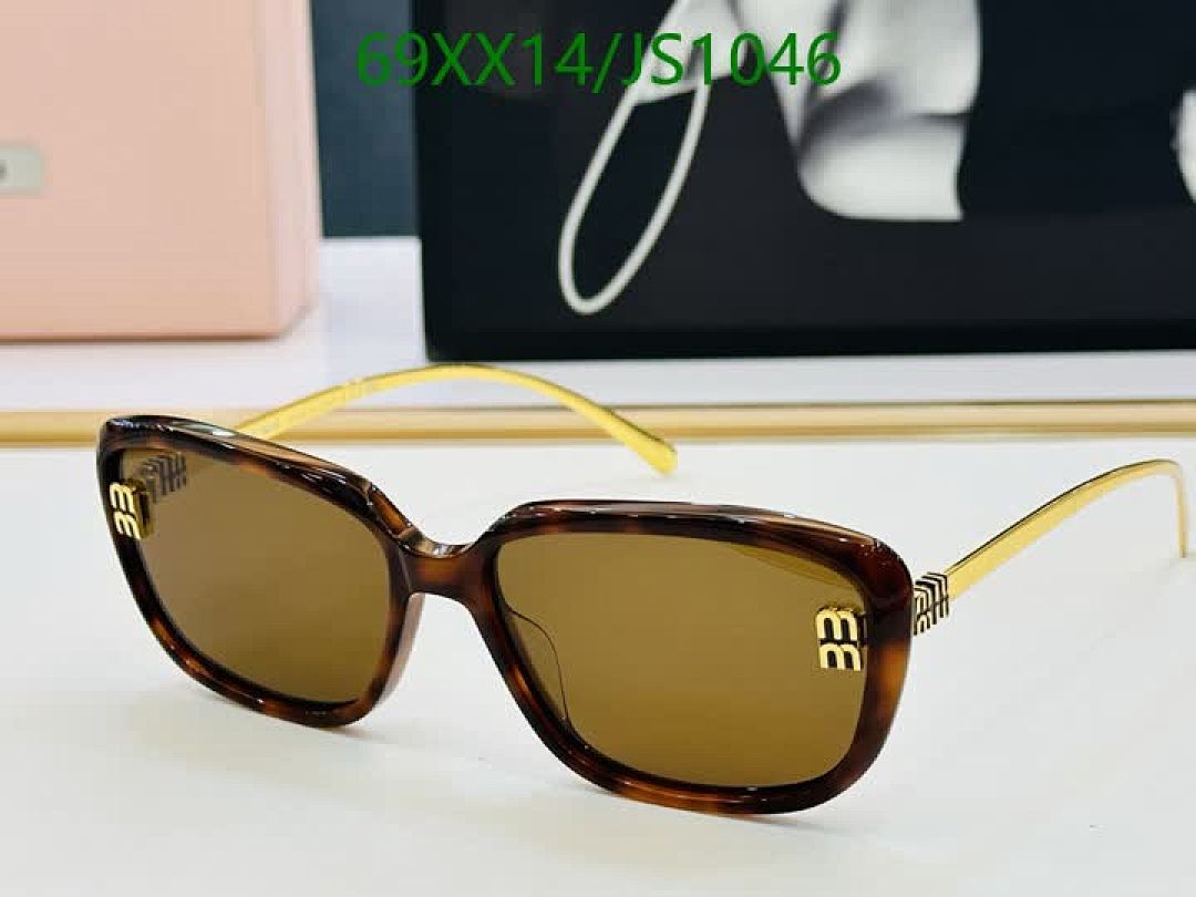 MiuMiu-Glasses Code: JS1046 $: 69USD