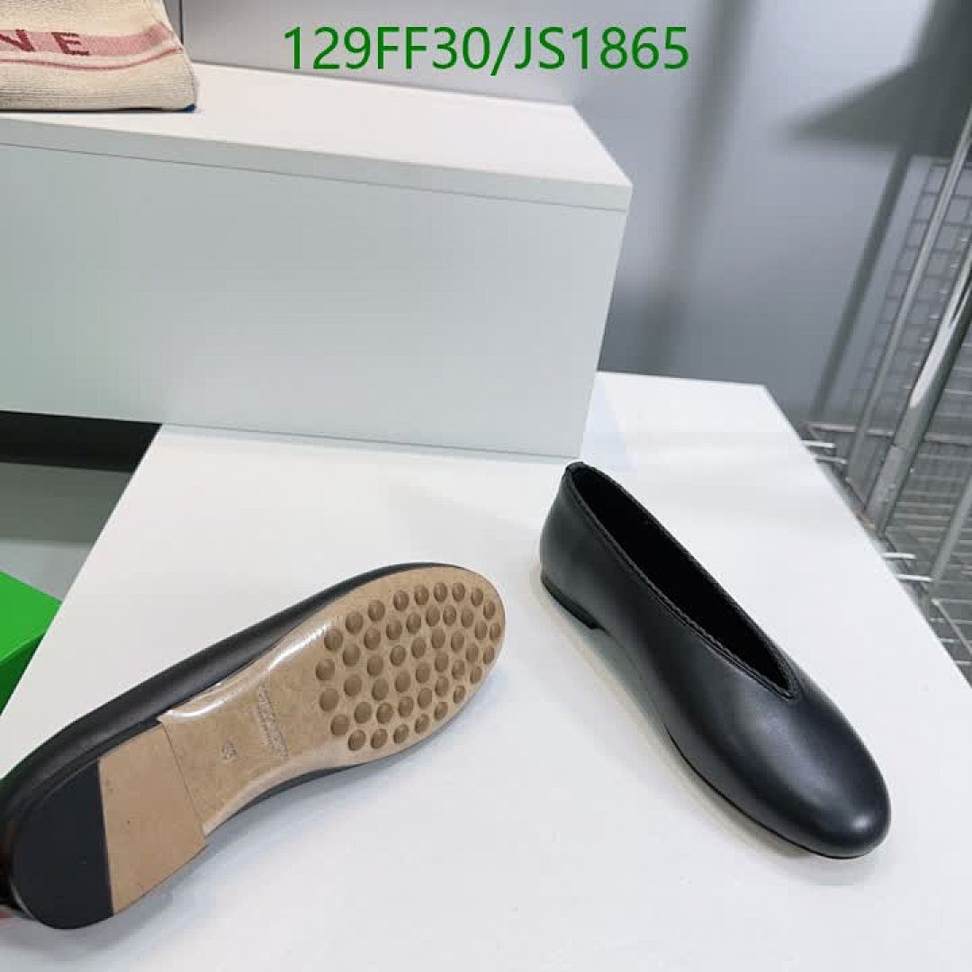 BV-Women Shoes Code: JS1865 $: 129USD