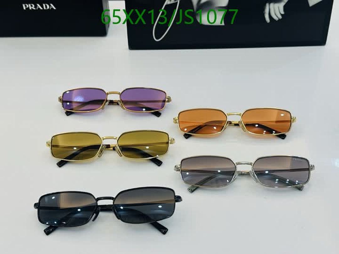 Prada-Glasses Code: JS1077 $: 65USD