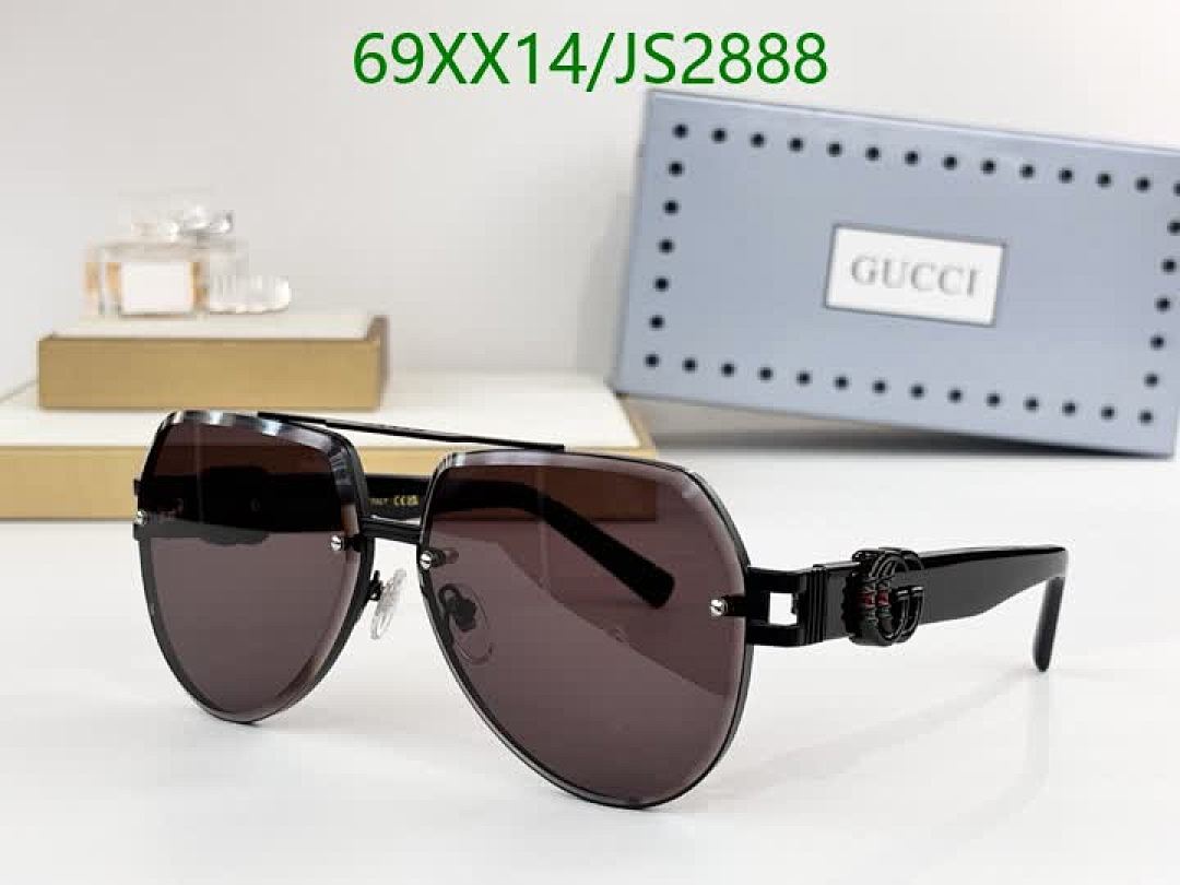 Gucci-Glasses Code: JS2888 $: 69USD