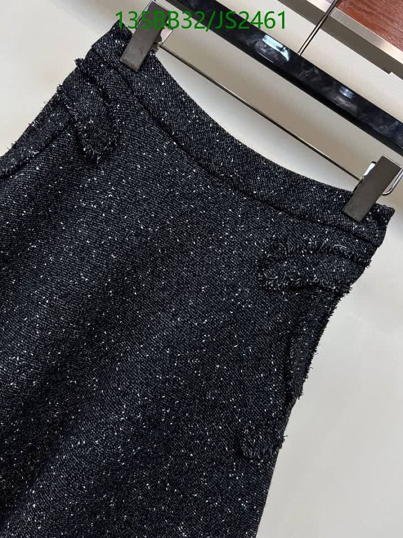 Chanel-Clothing Code: JS2461 $: 135USD